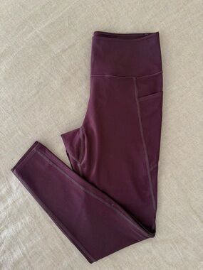 Uniqlo Women's Burgundy Leggings with Side Pocket